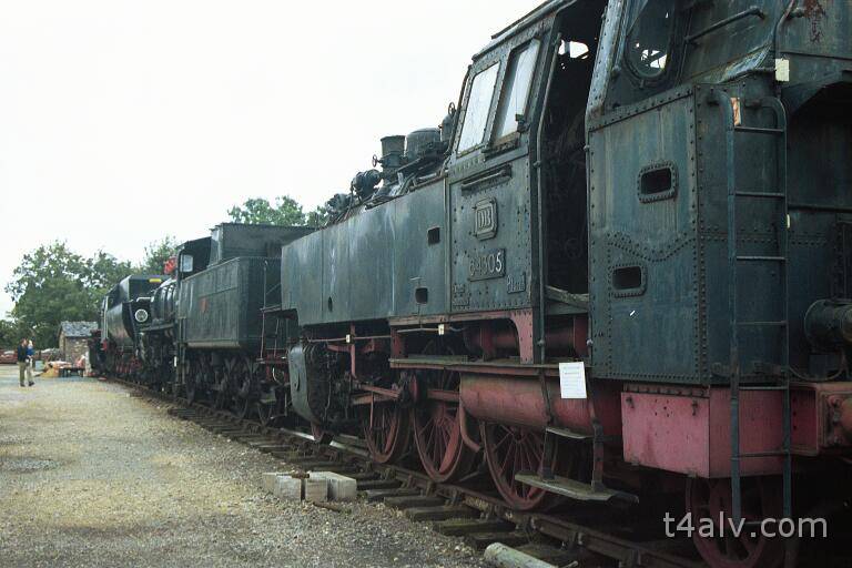 064.jpg
